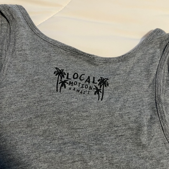 NWT Local Motion tank - Picture 5 of 5